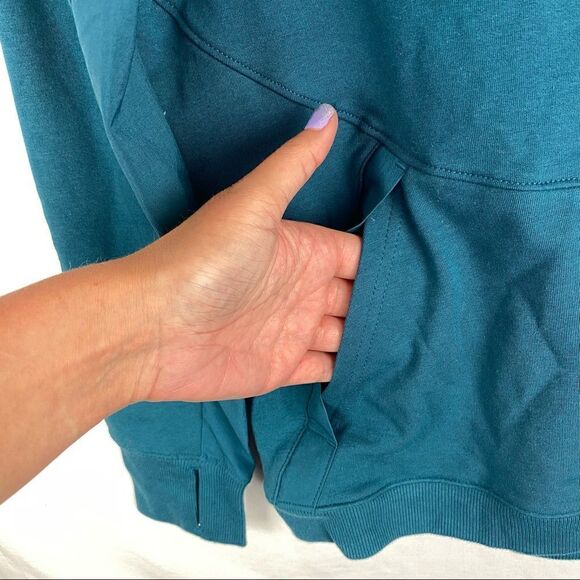 Athletic sweater   - Picture 8 of 11